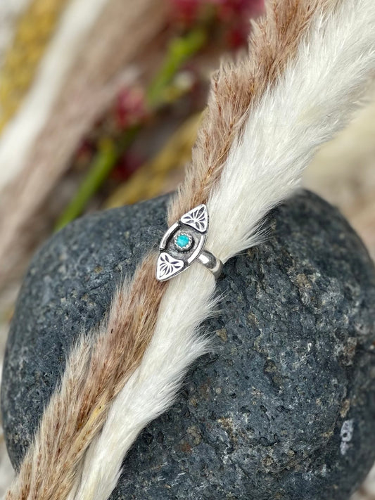 Tribal Turquoise Ring - Sterling Silver .925 SIZE 4